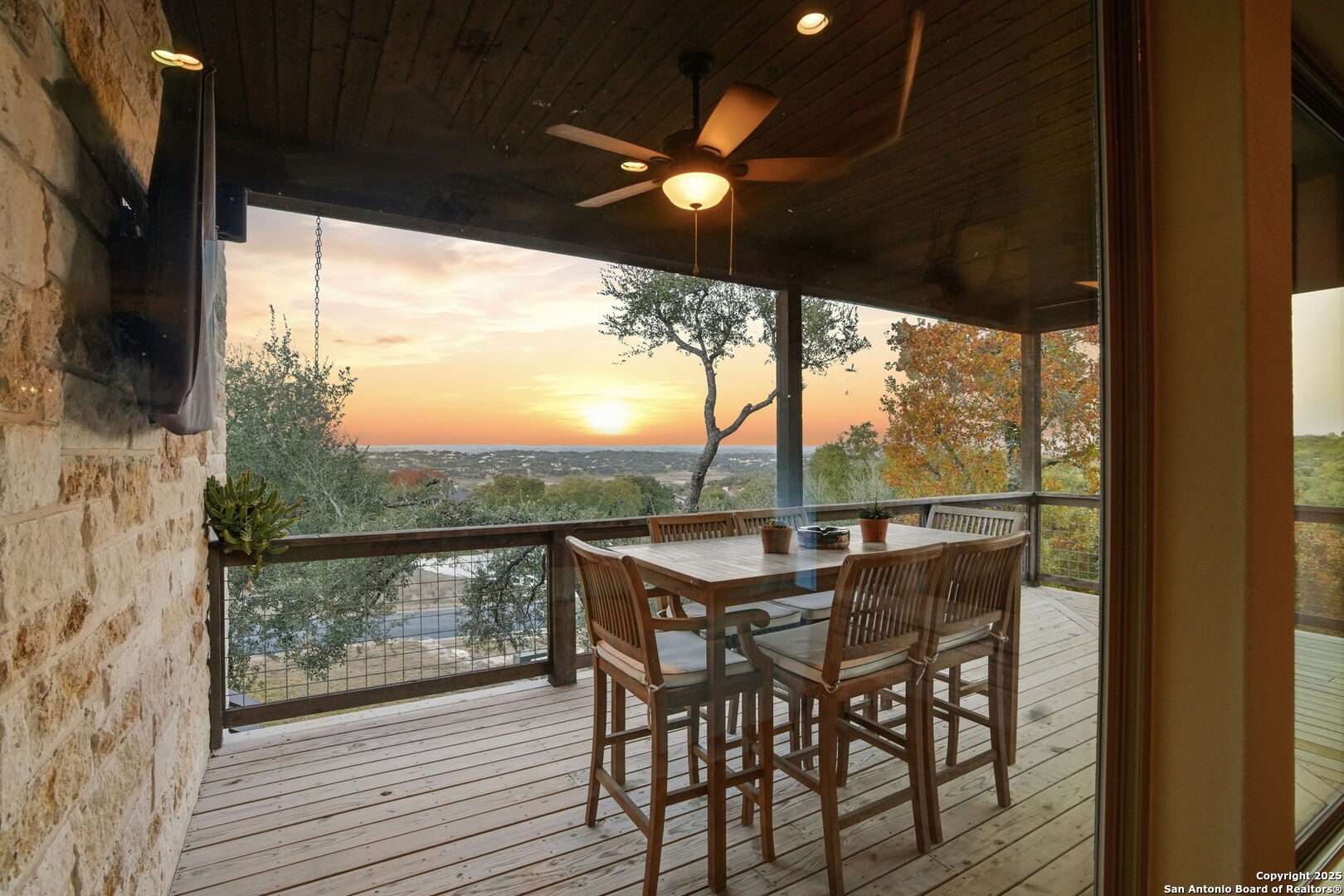 property viewer photo 1