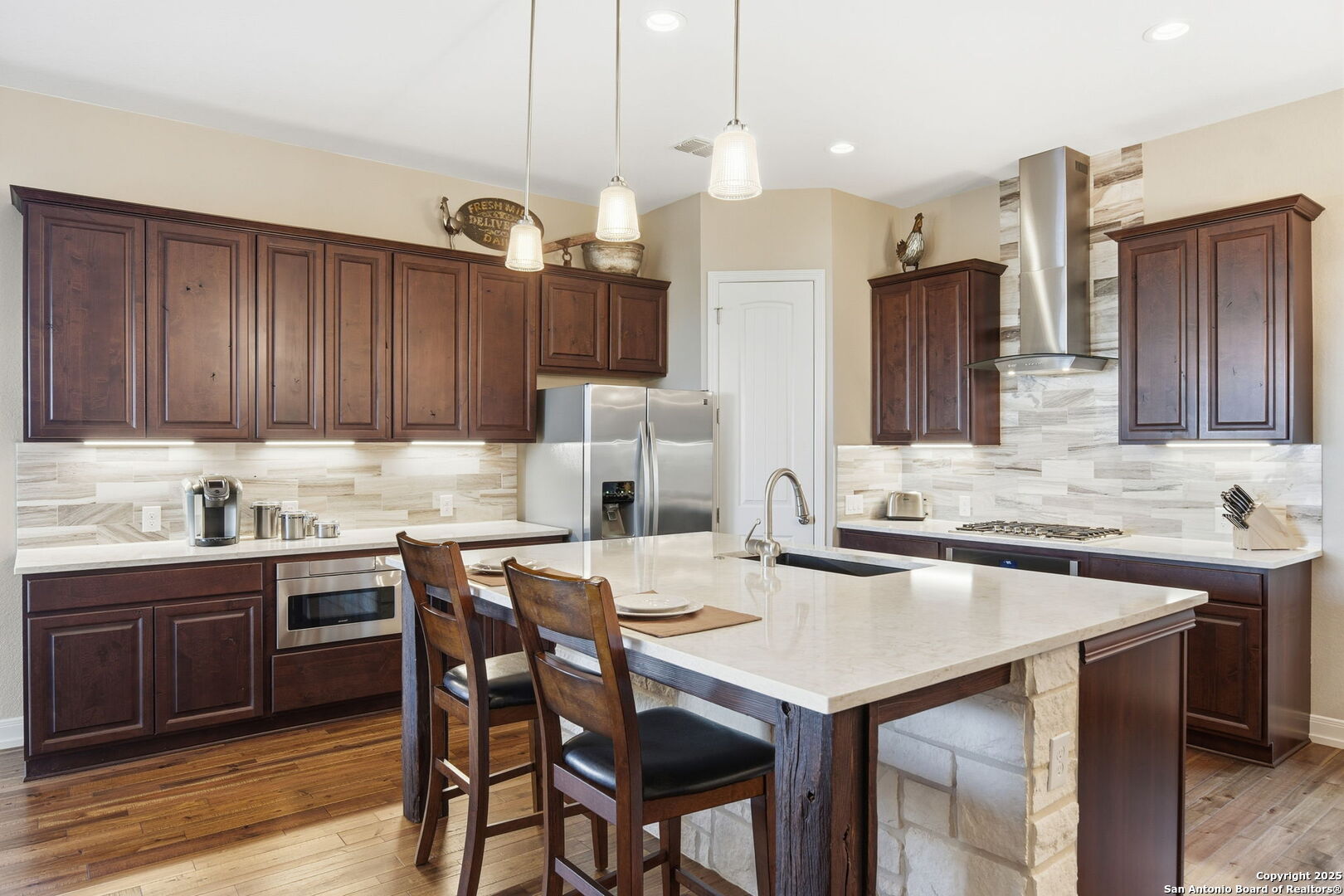 property viewer photo 11