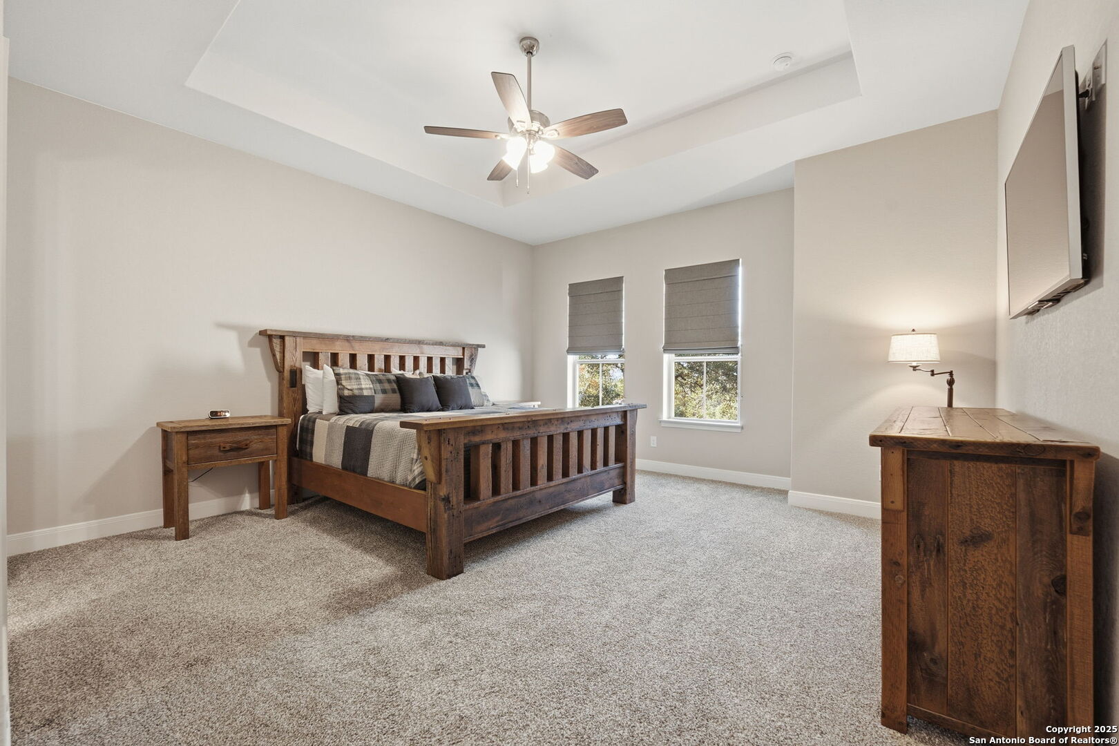 property viewer photo 18