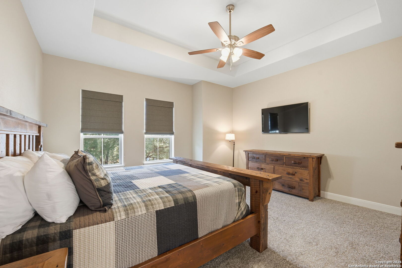 property viewer photo 19