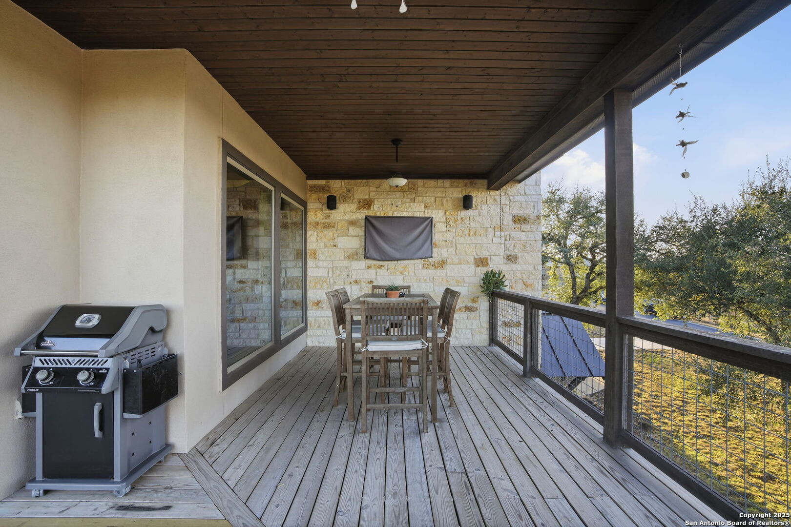 property viewer photo 23