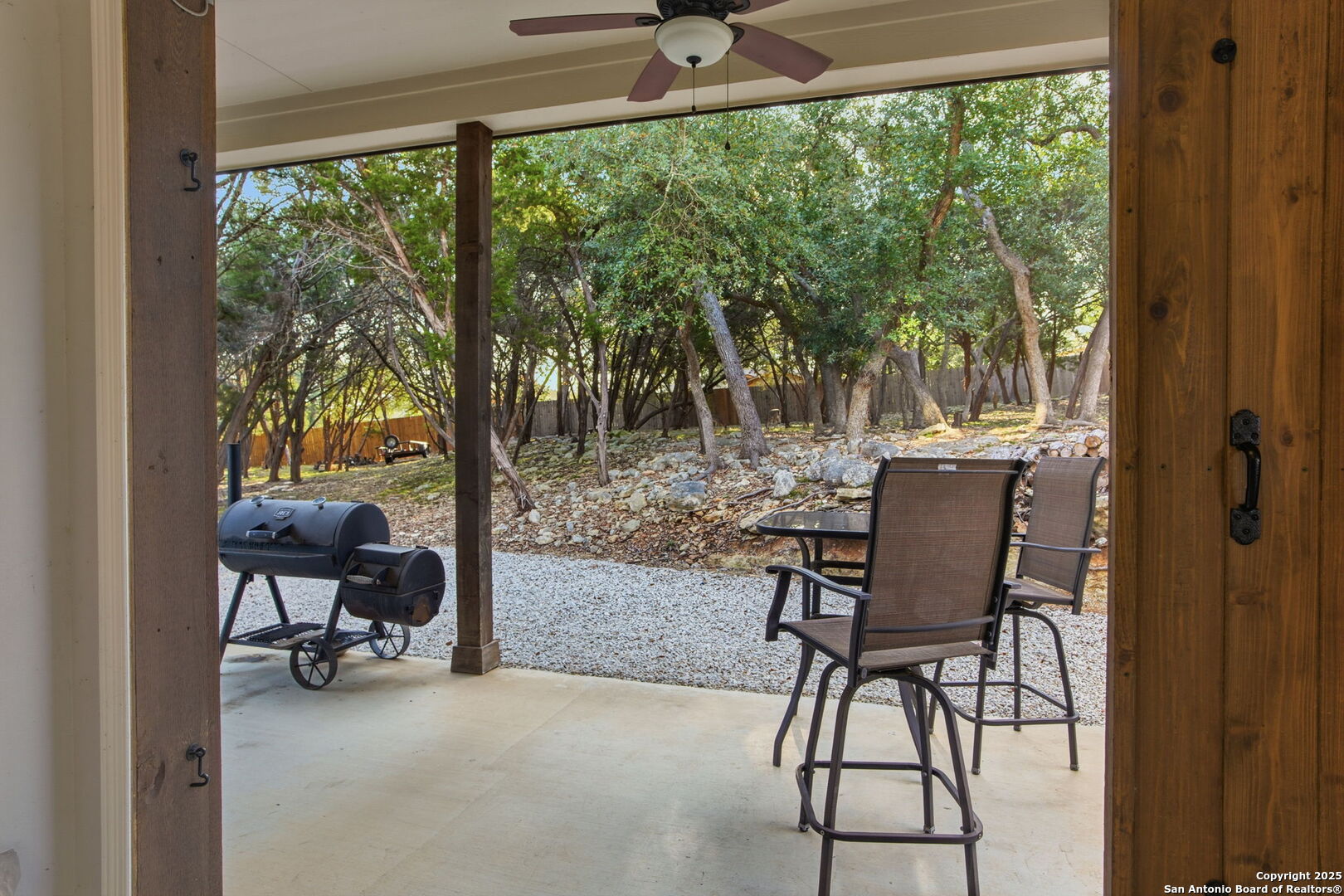 property viewer photo 31