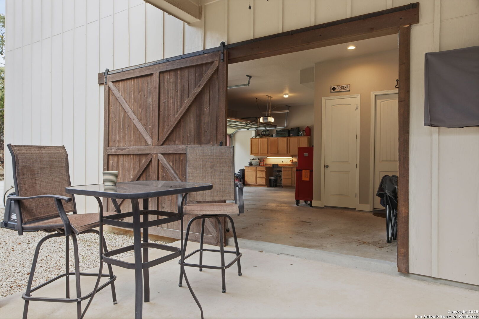 property viewer photo 32