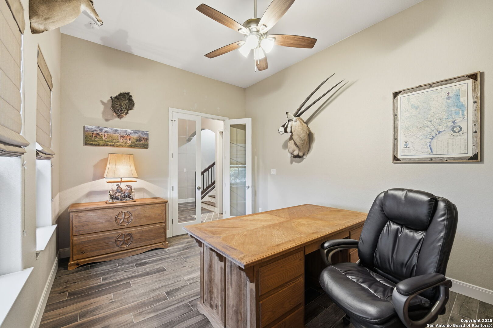 property viewer photo 37