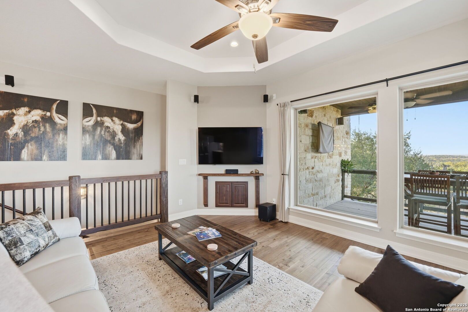 property viewer photo 6