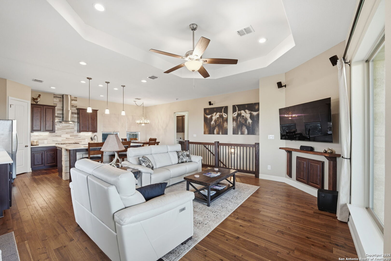 property viewer photo 7