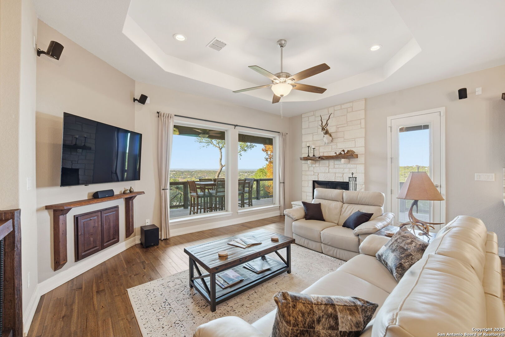 property viewer photo 8
