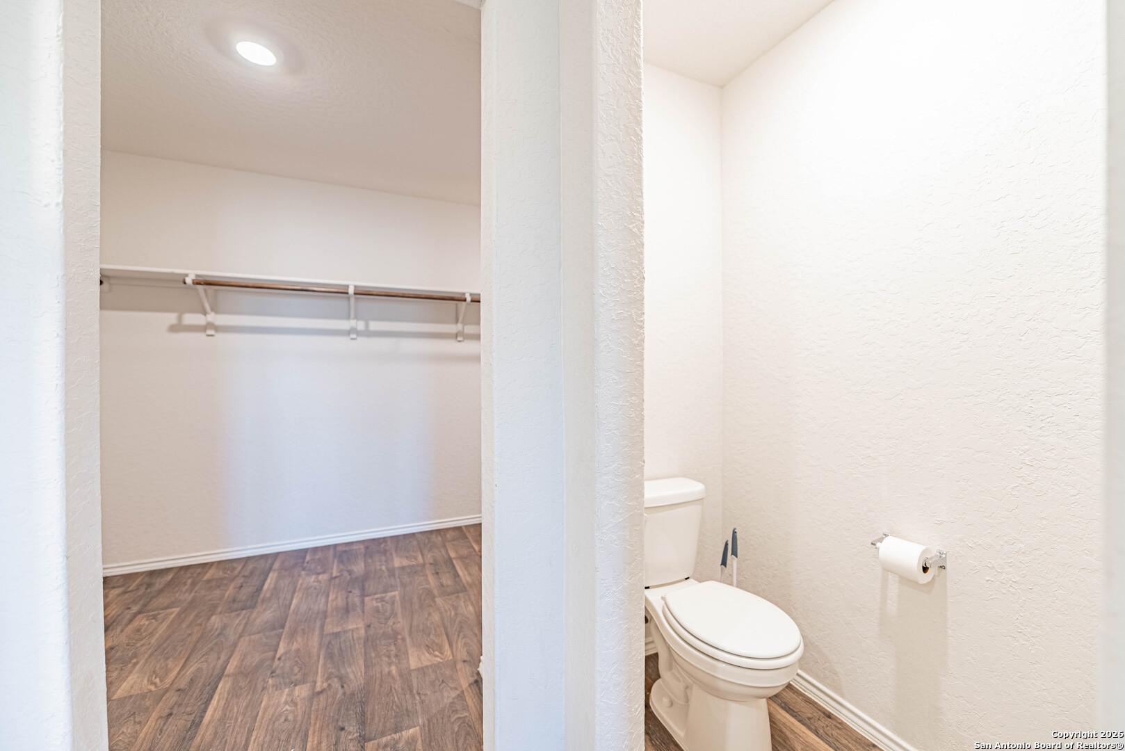 property viewer photo 20