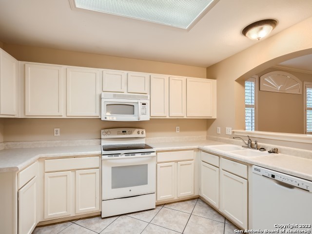 property viewer photo 2
