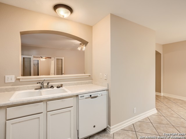 property viewer photo 3