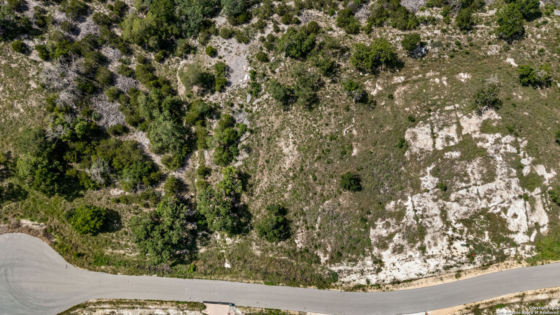 main property photo 16