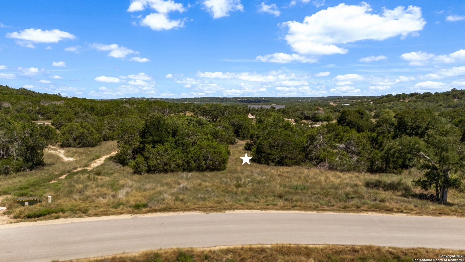 main property photo 12