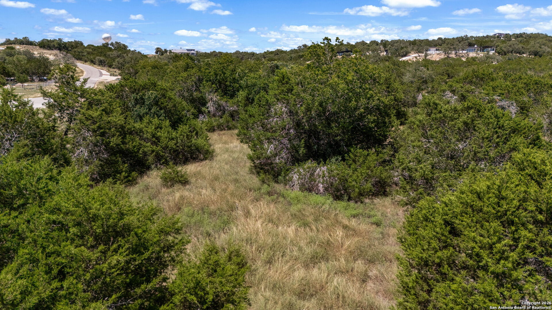 main property photo 16
