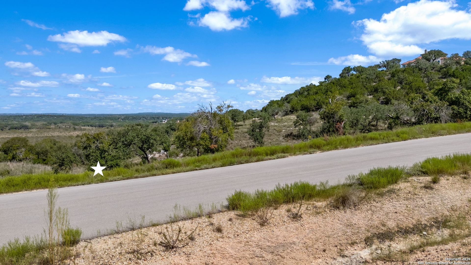 main property photo 16