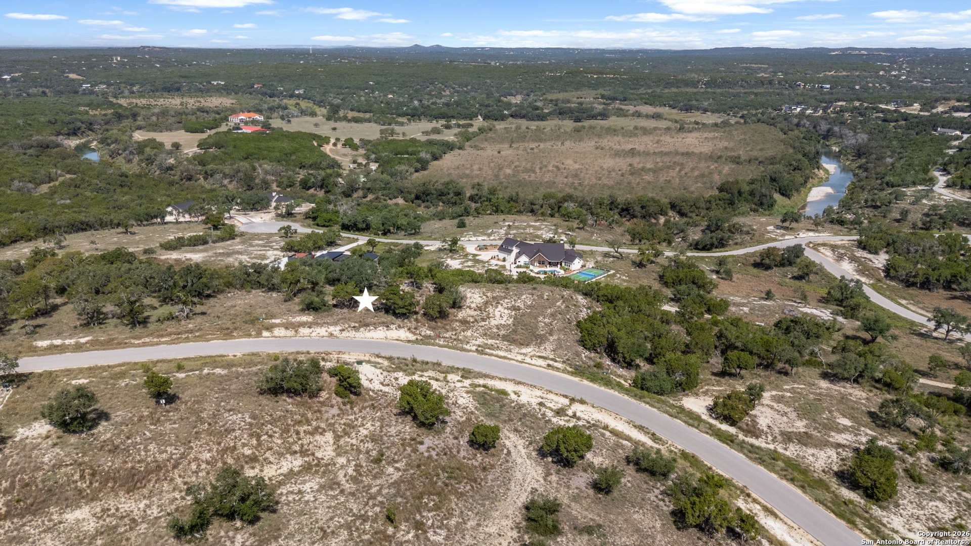 main property photo 7