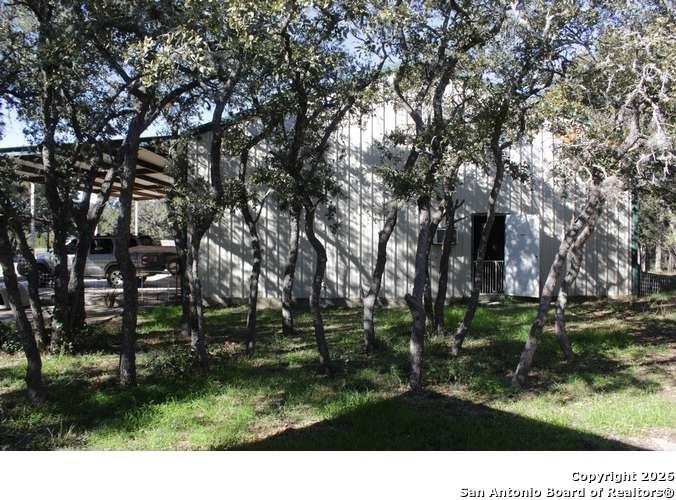 main property photo 6