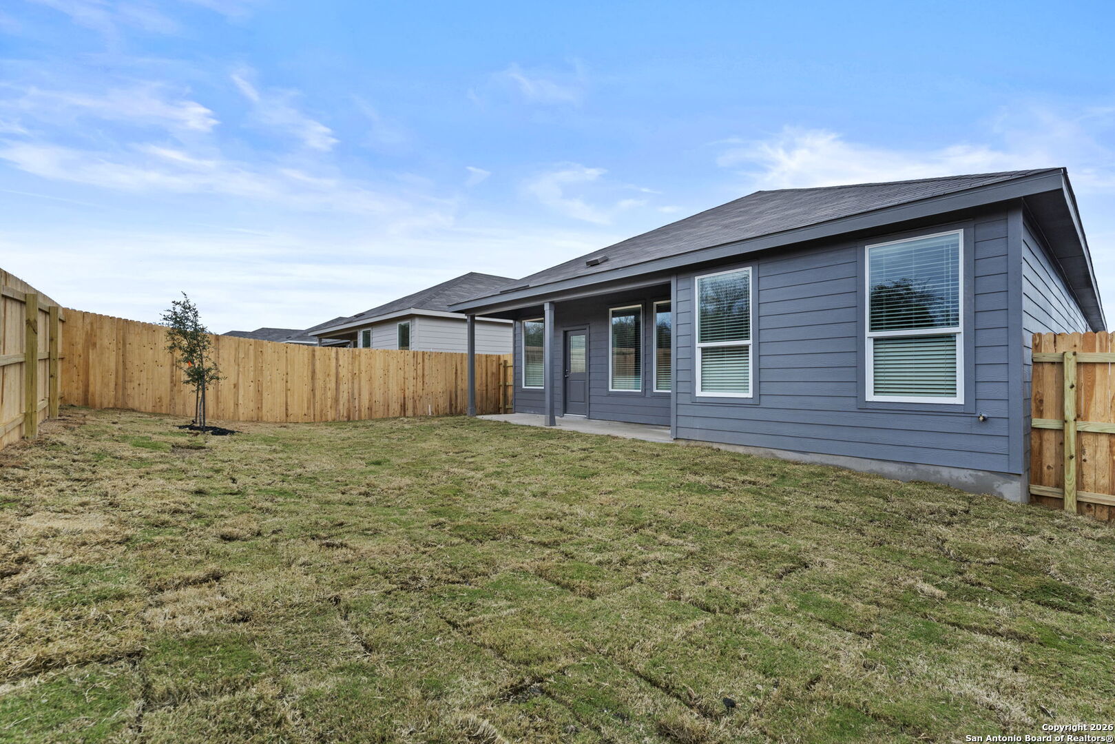 main property photo 22