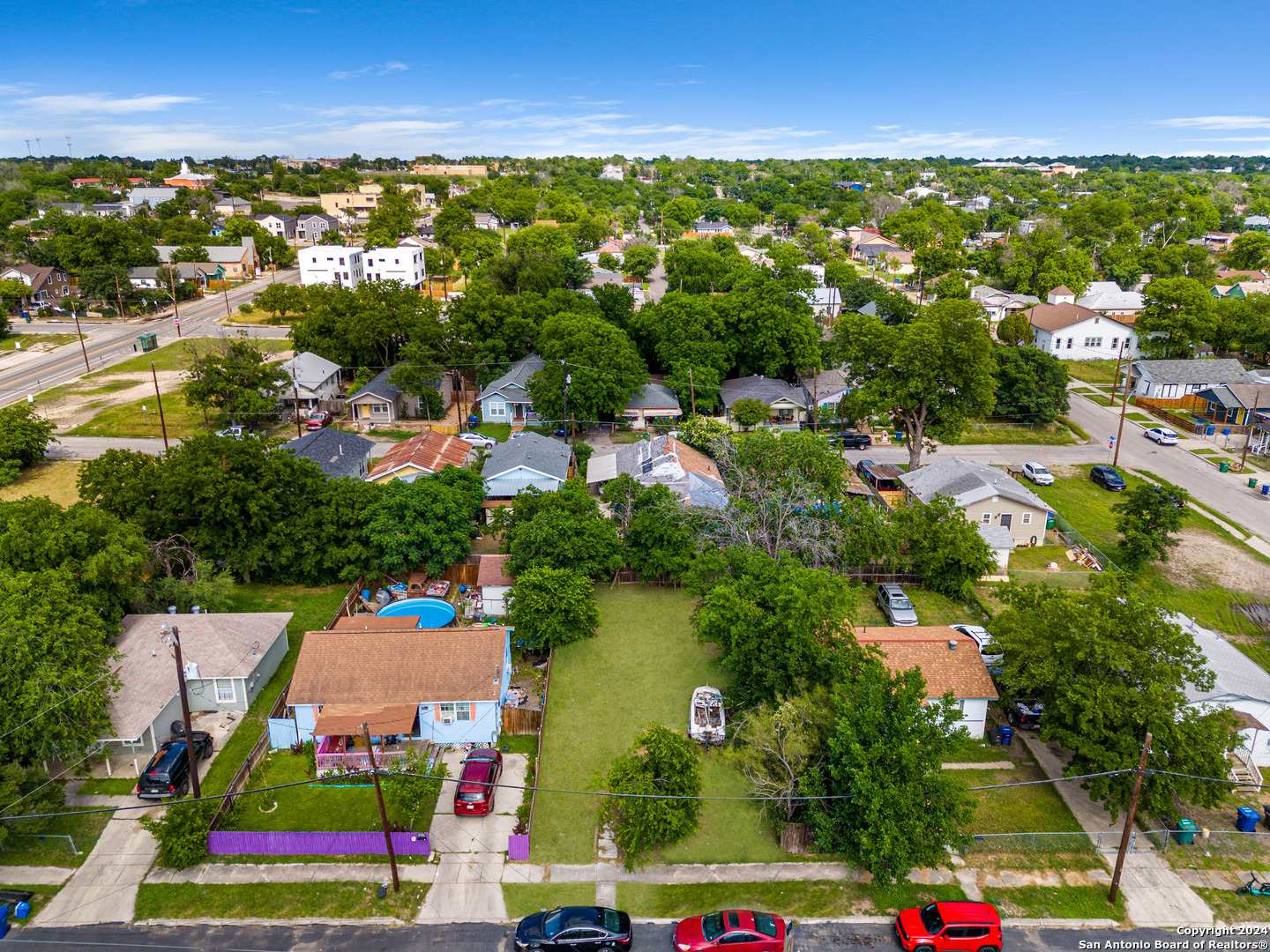 main property photo 7