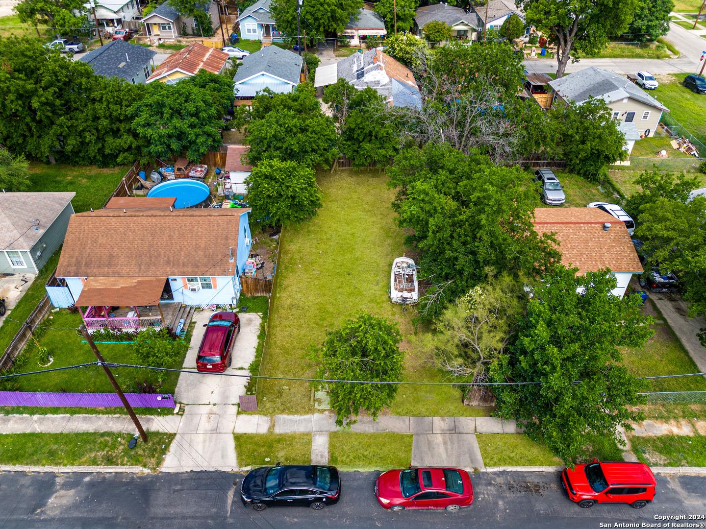 main property photo 8