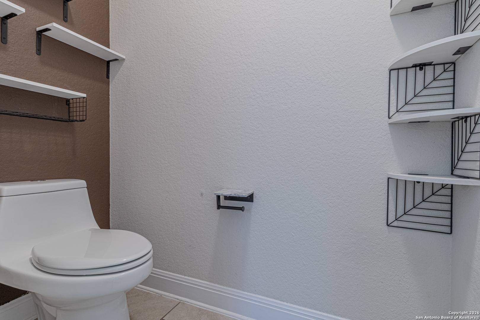 property viewer photo 19