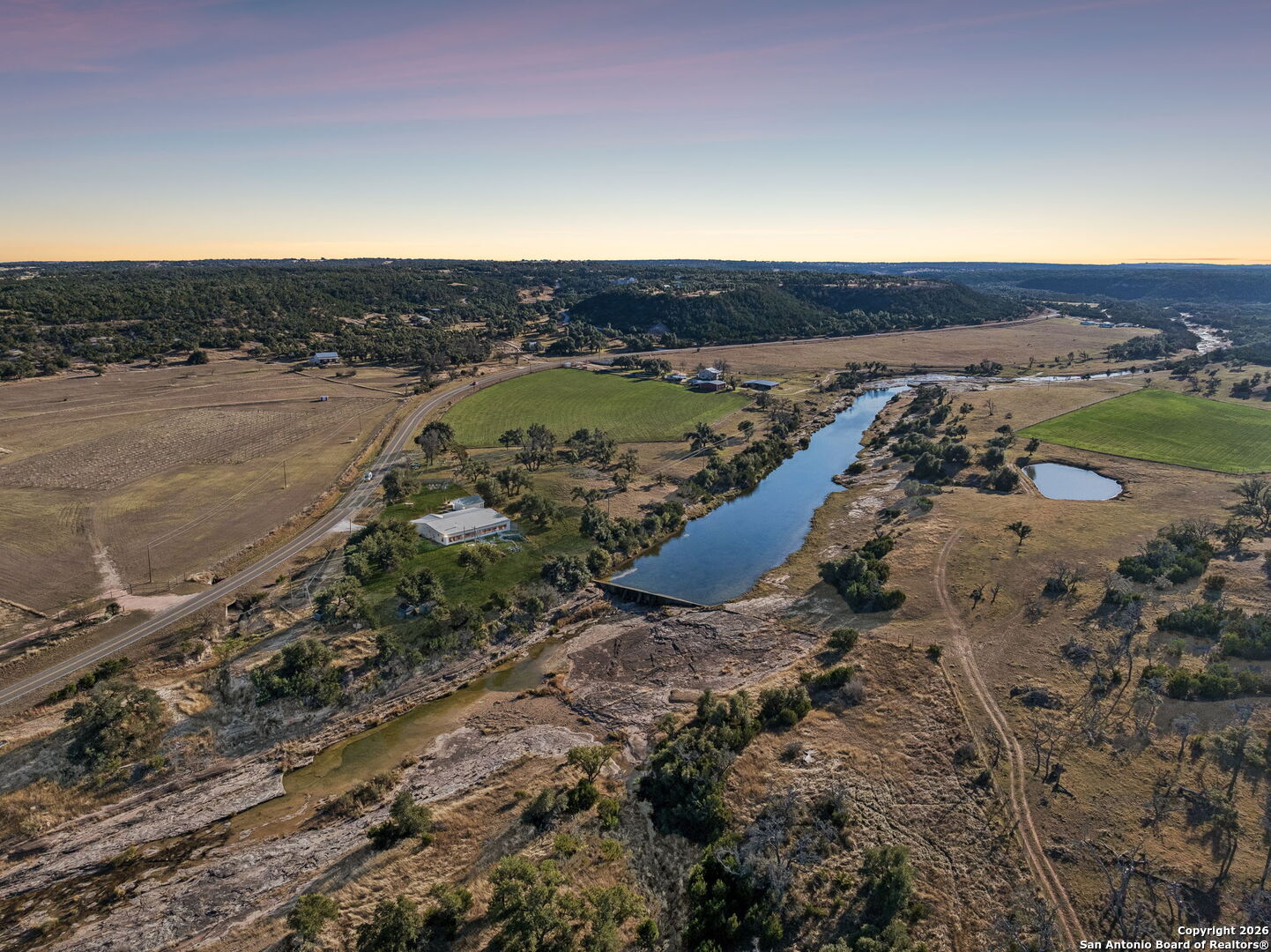 main property photo 2