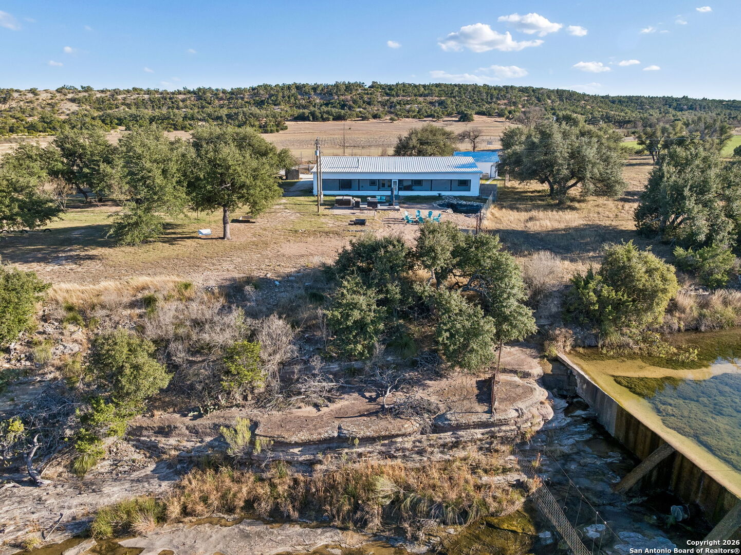 main property photo 31