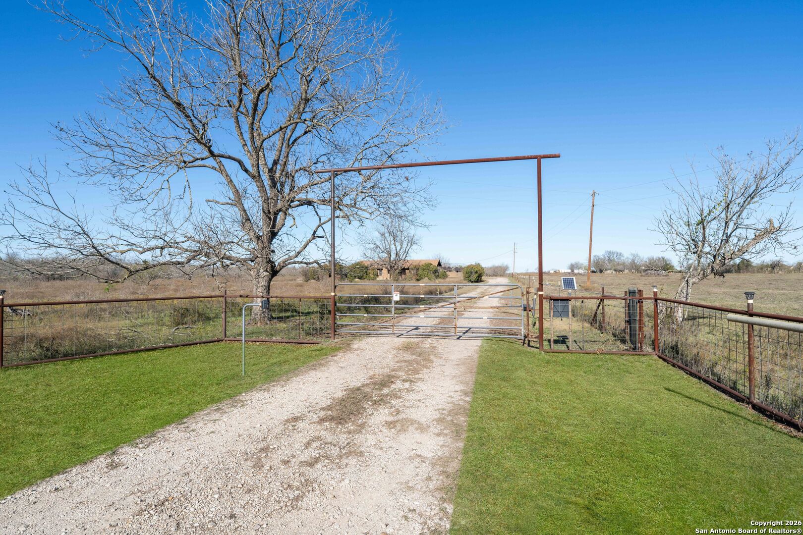 main property photo 26