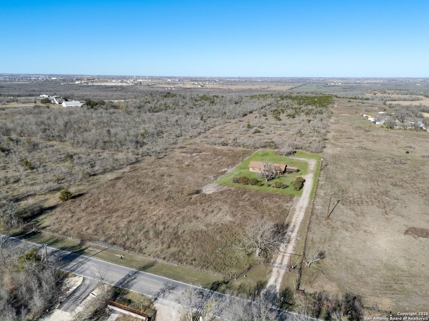main property photo 41