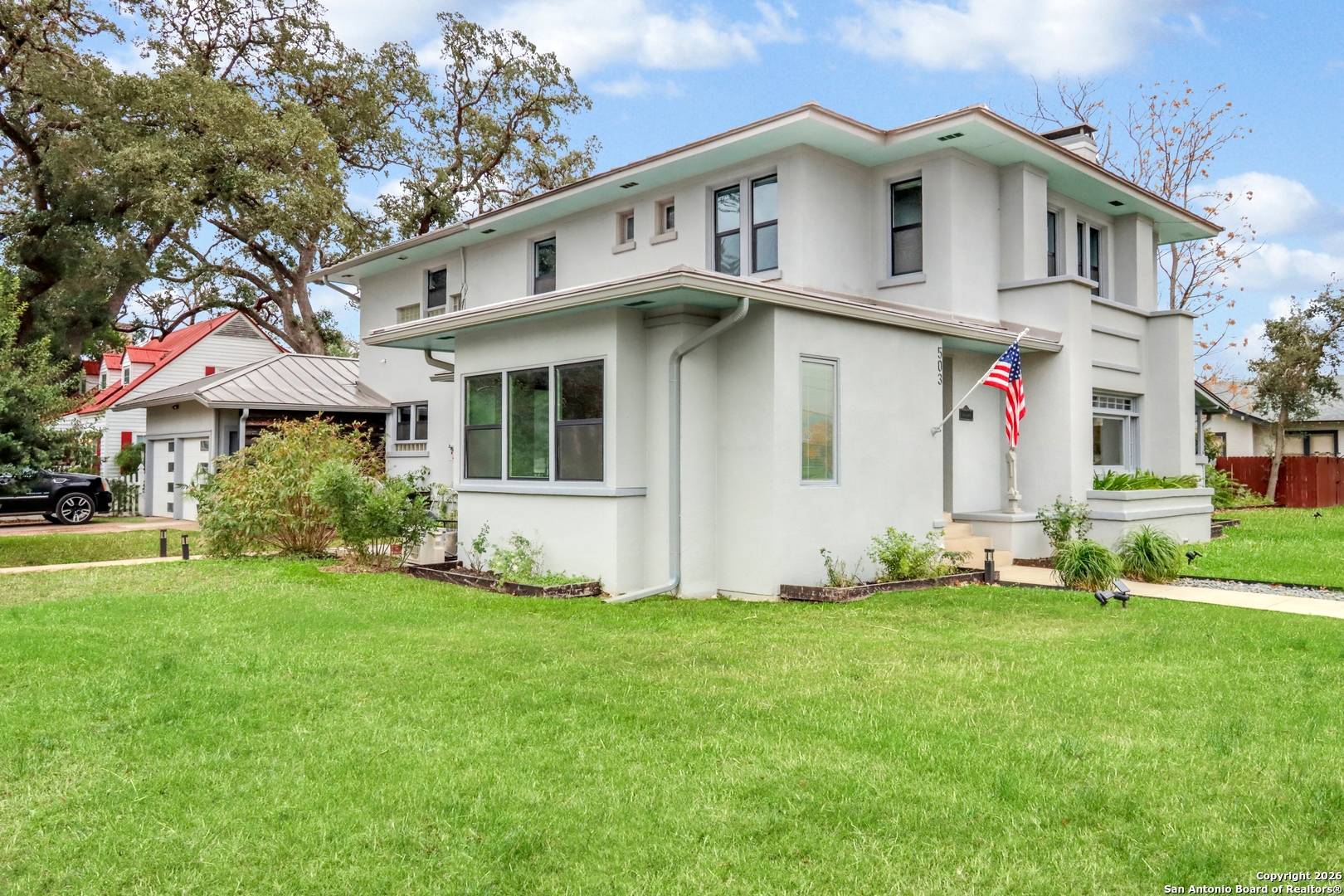 main property photo 37