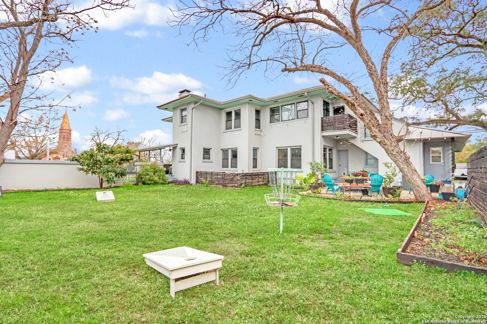 main property photo 41