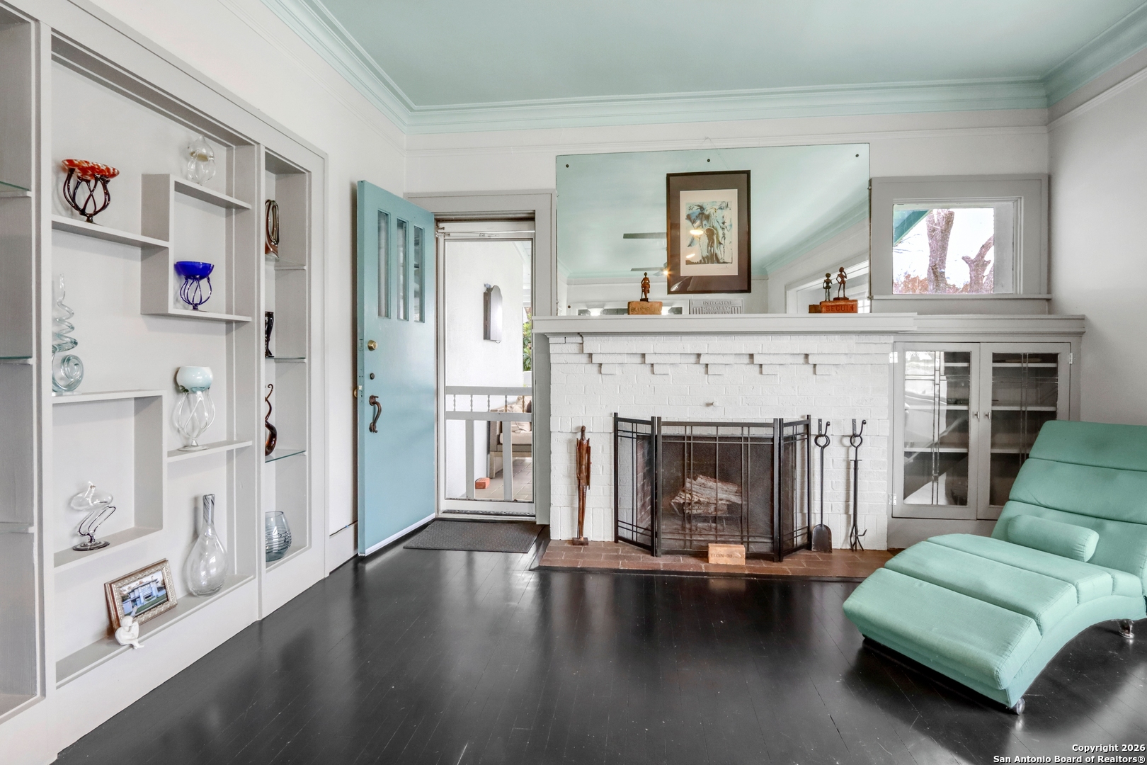 main property photo 6