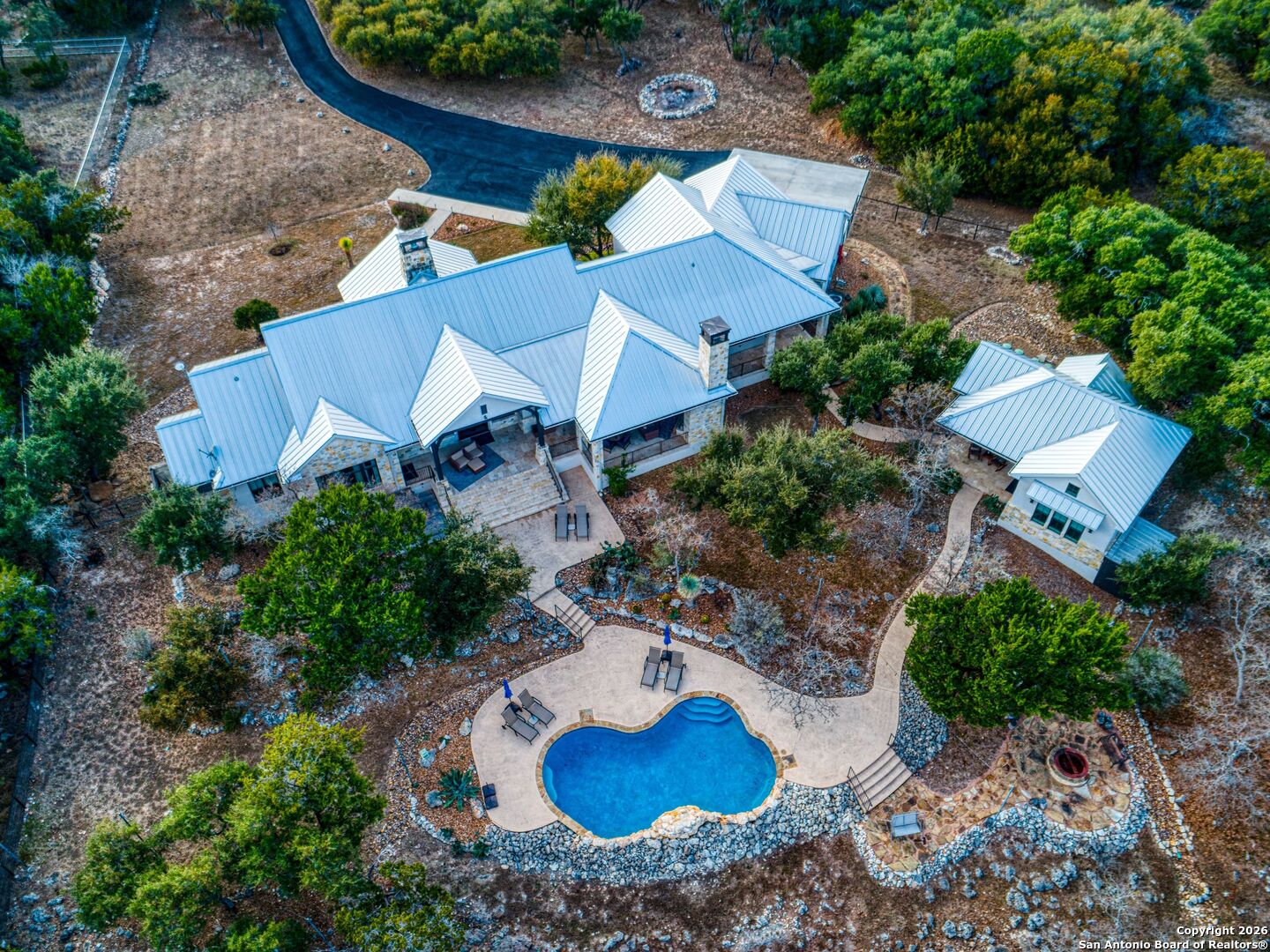 main property photo 51
