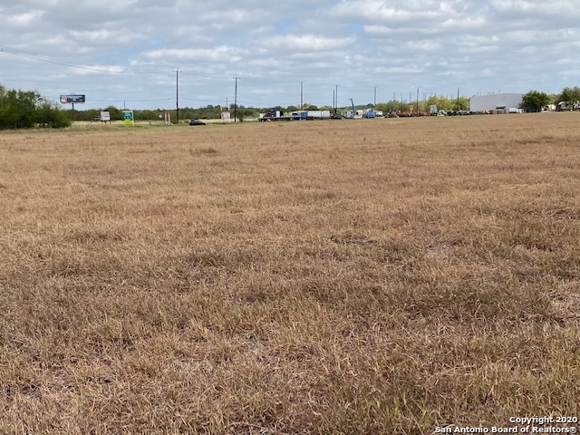 main property photo 8