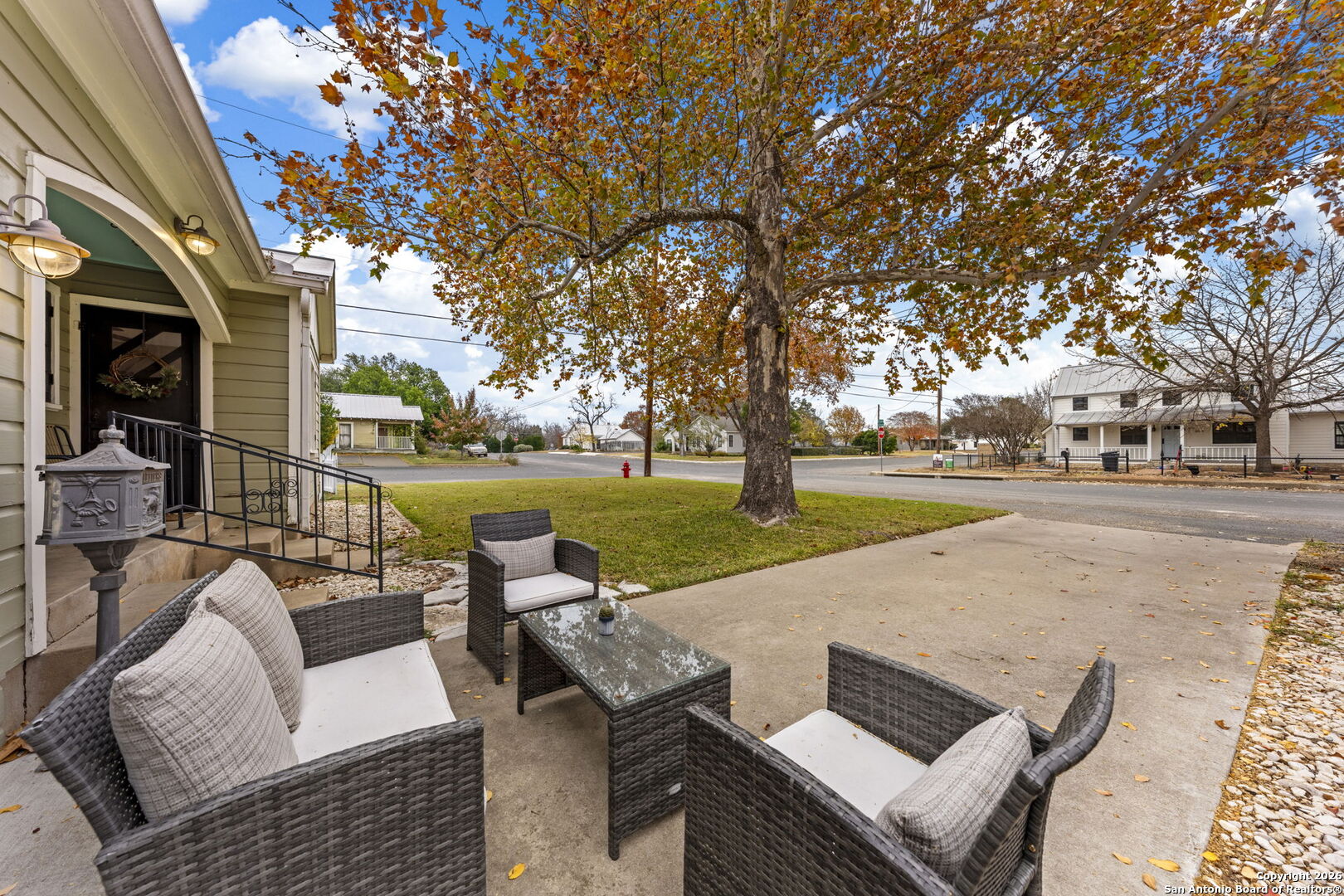 main property photo 21