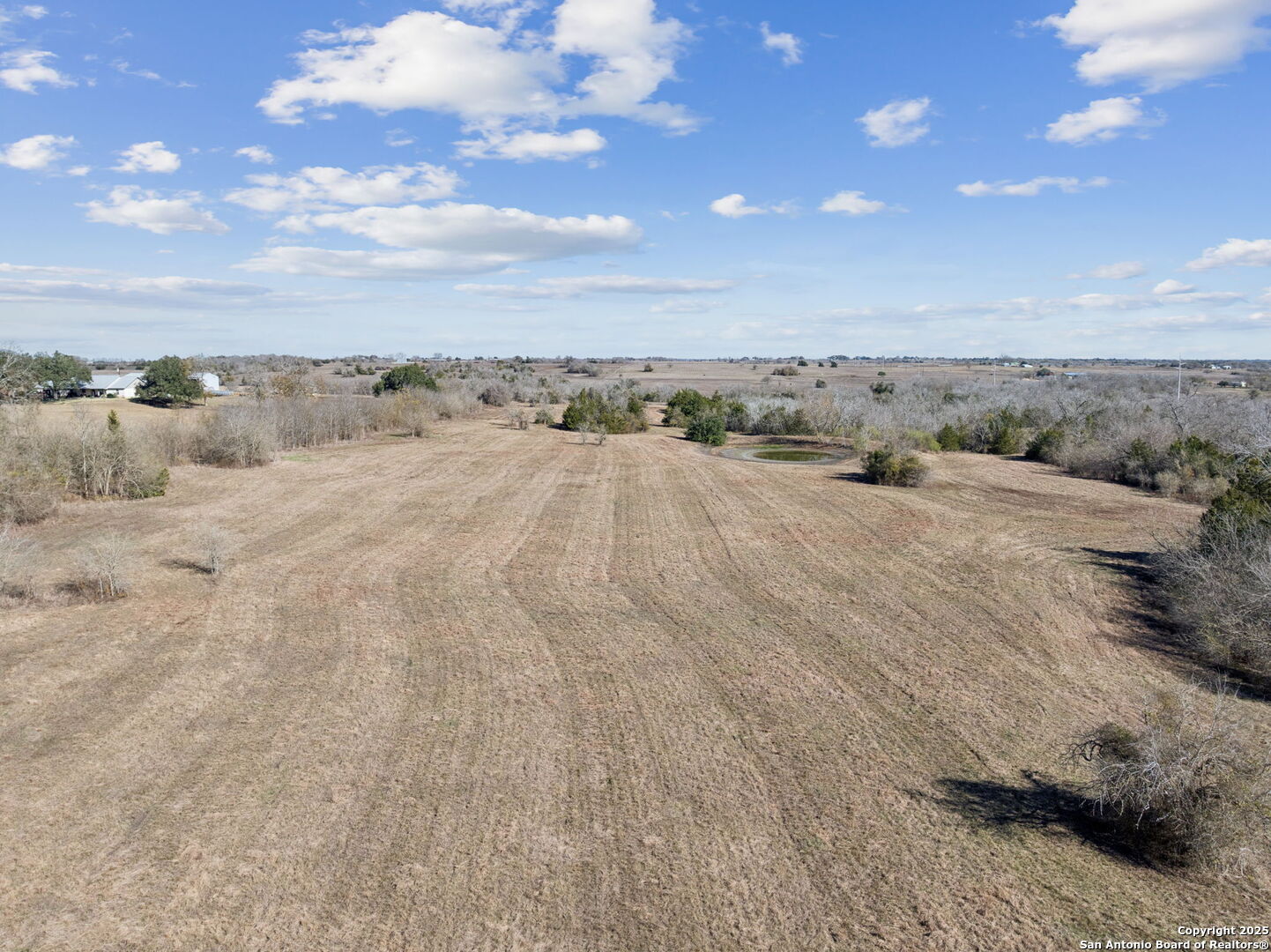 main property photo 10