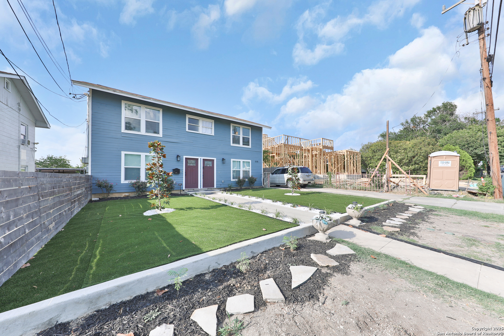 main property photo 3