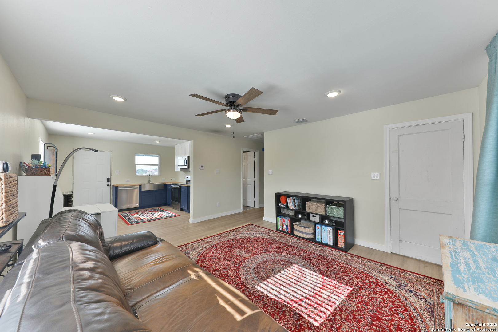 main property photo 38