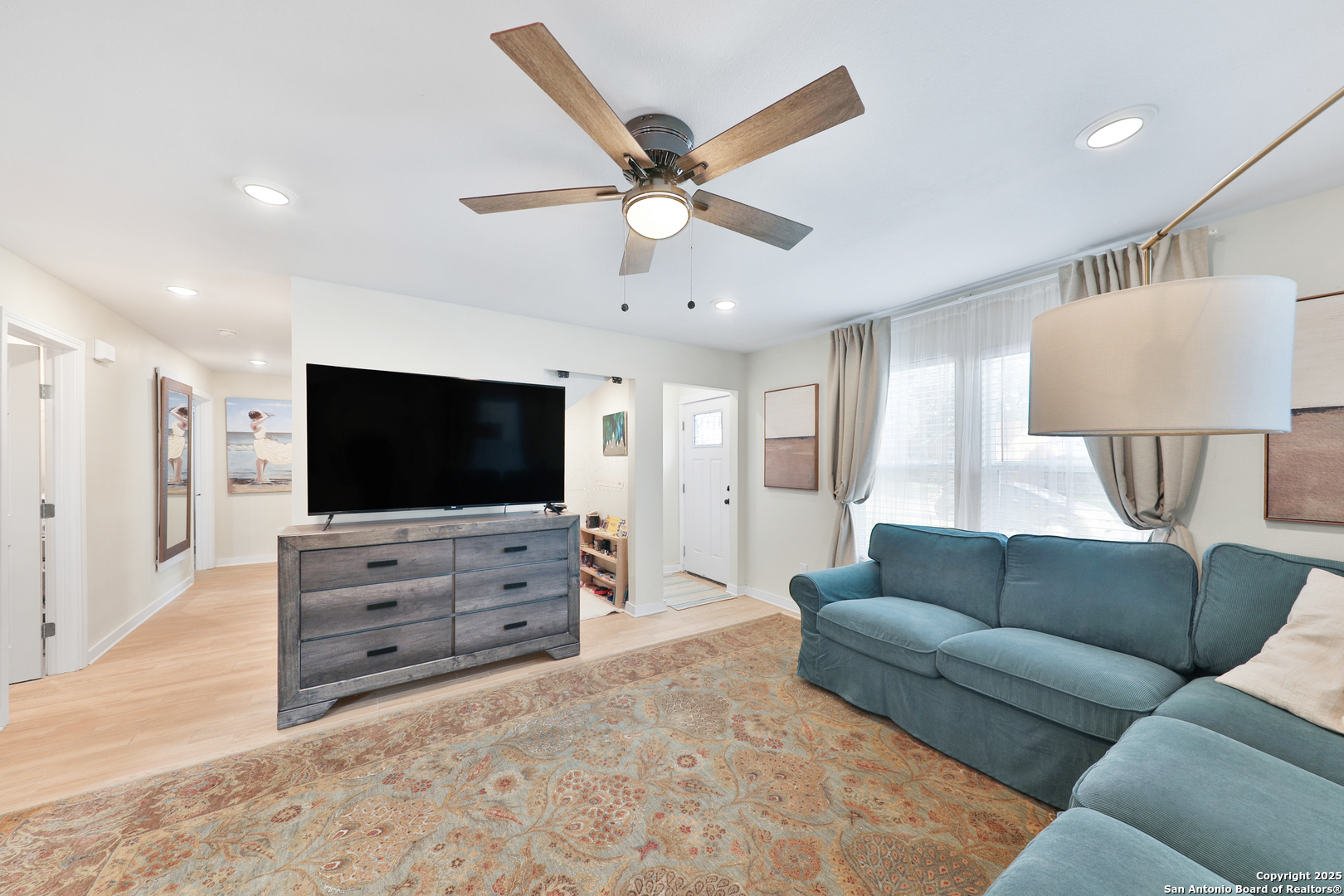 main property photo 7