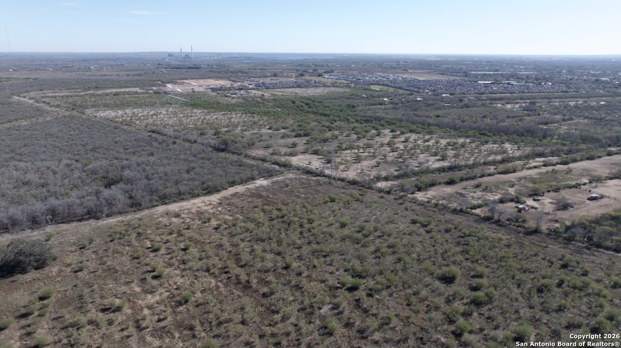 main property photo 11