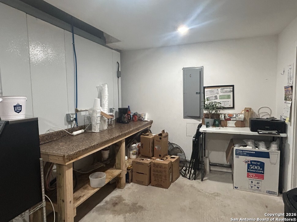 main property photo 12