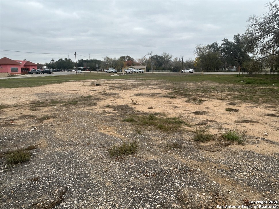 main property photo 16