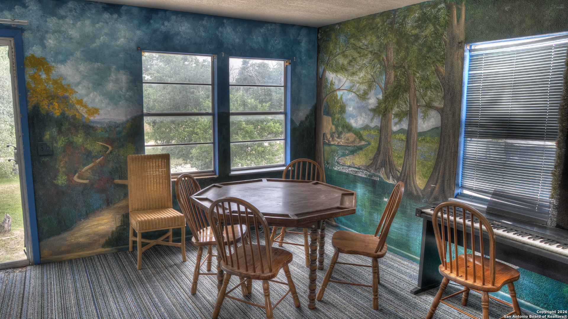 main property photo 22