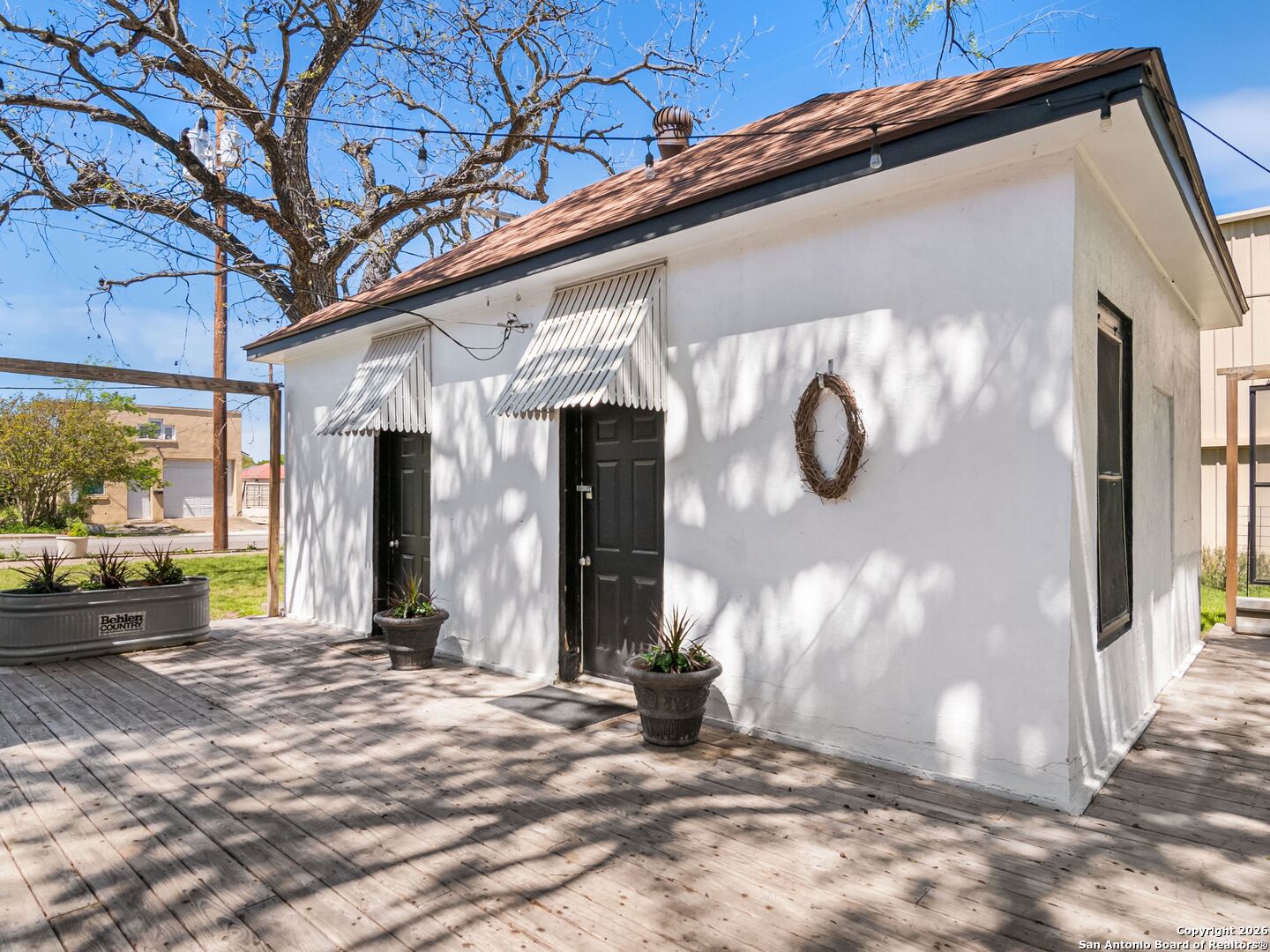 main property photo 31
