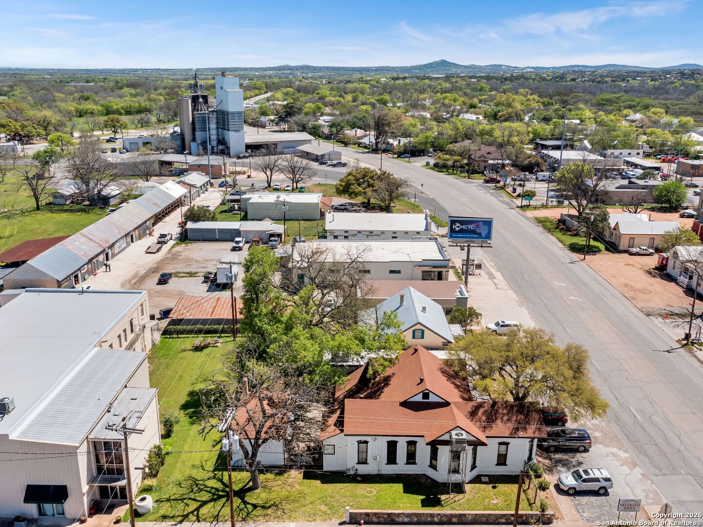 main property photo 38