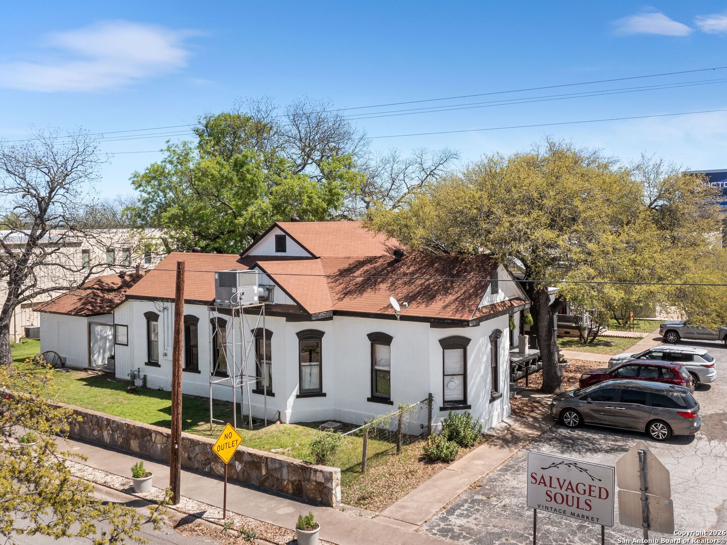 main property photo 44