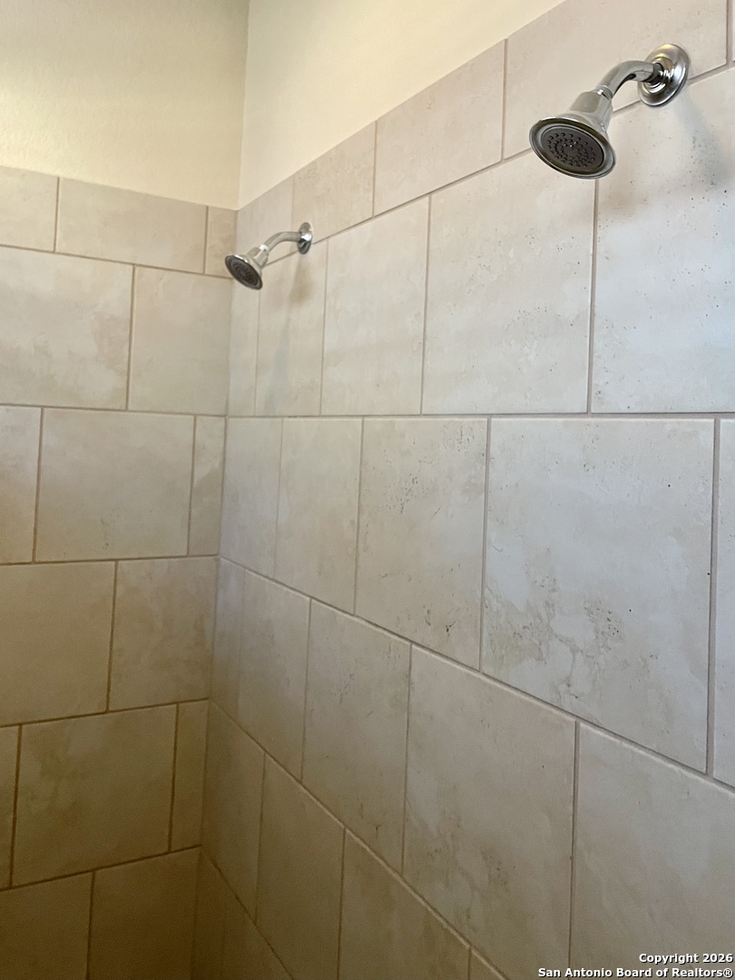 property viewer photo 11