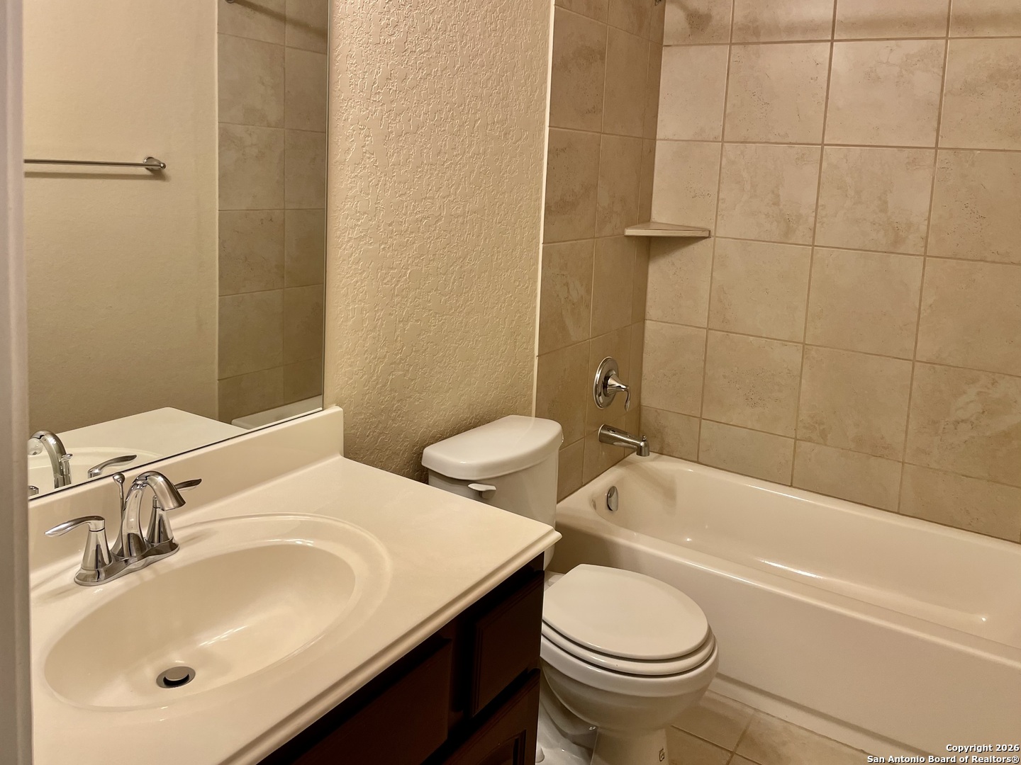 property viewer photo 18