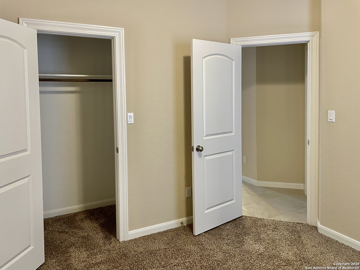 property viewer photo 19