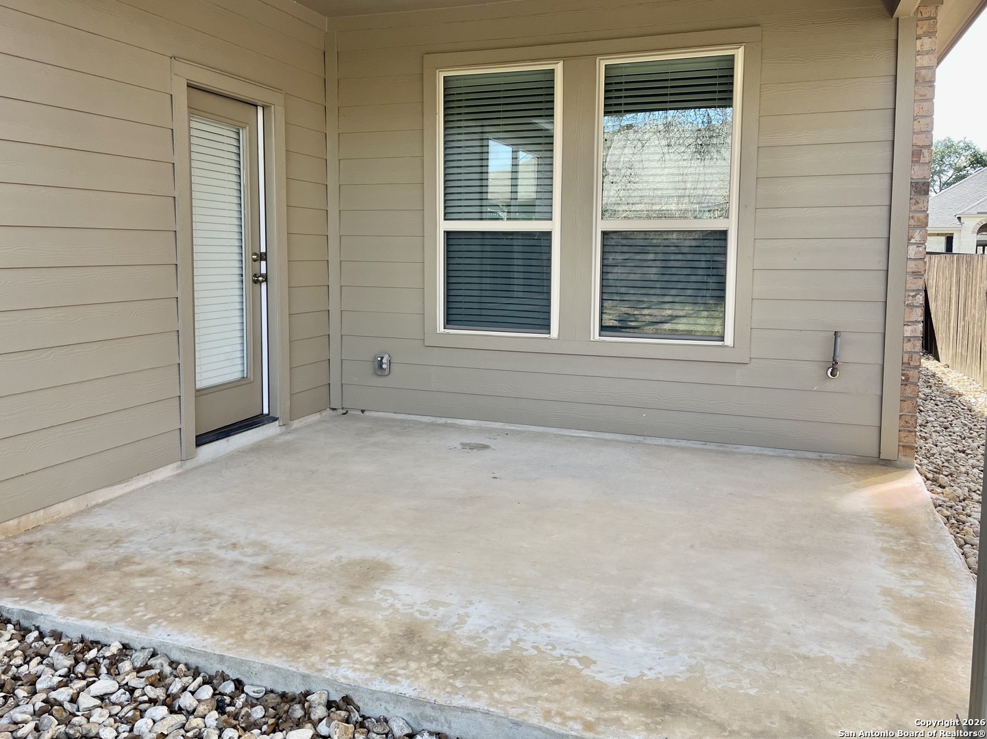 property viewer photo 23