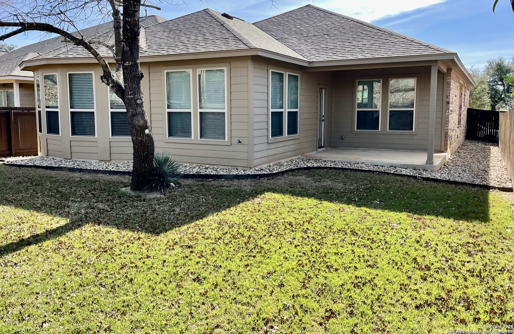 property viewer photo 24